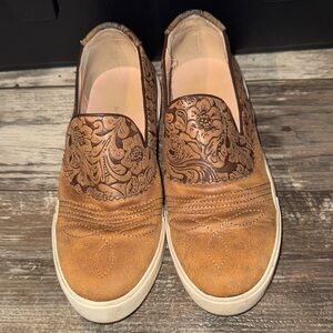 Volatile Faux Leather Slip on Shoe Women’s Size 7 Western Embroidery
